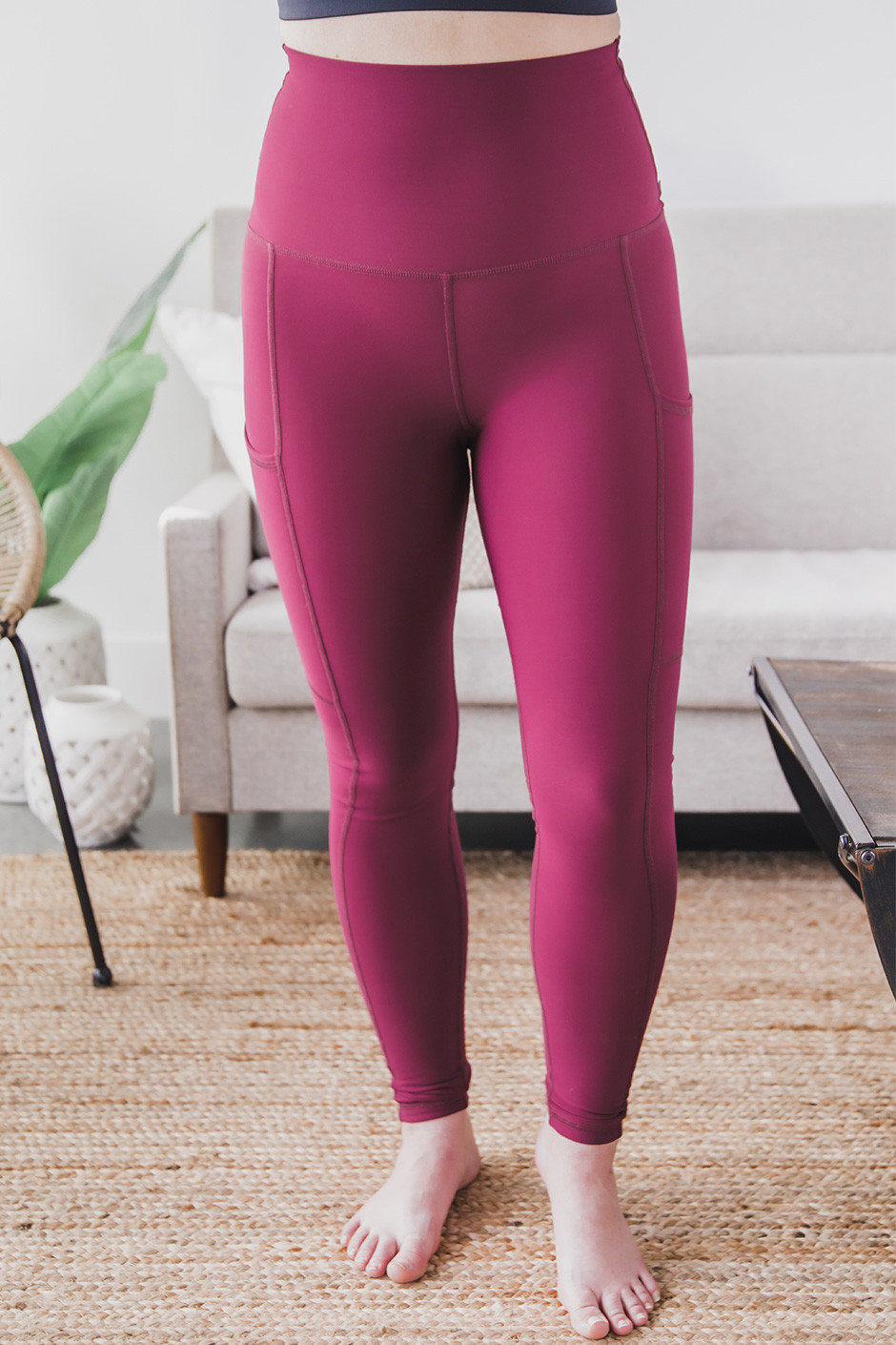 Fleece Lined Super Soft Leggings- ONESIZE Plus Size – Pink Pineapple  Boutique Pensacola