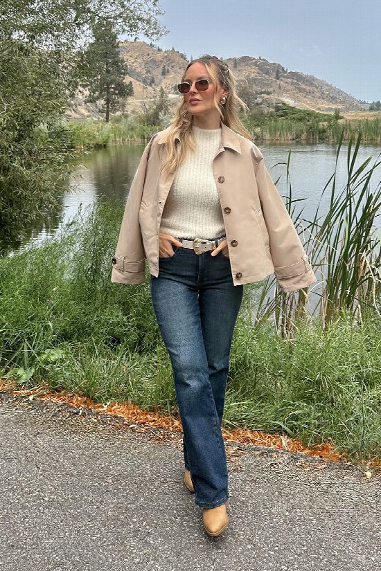 City Sleek Short Trench