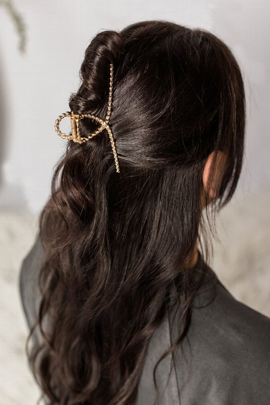 Dolled Up Hair Clip 2