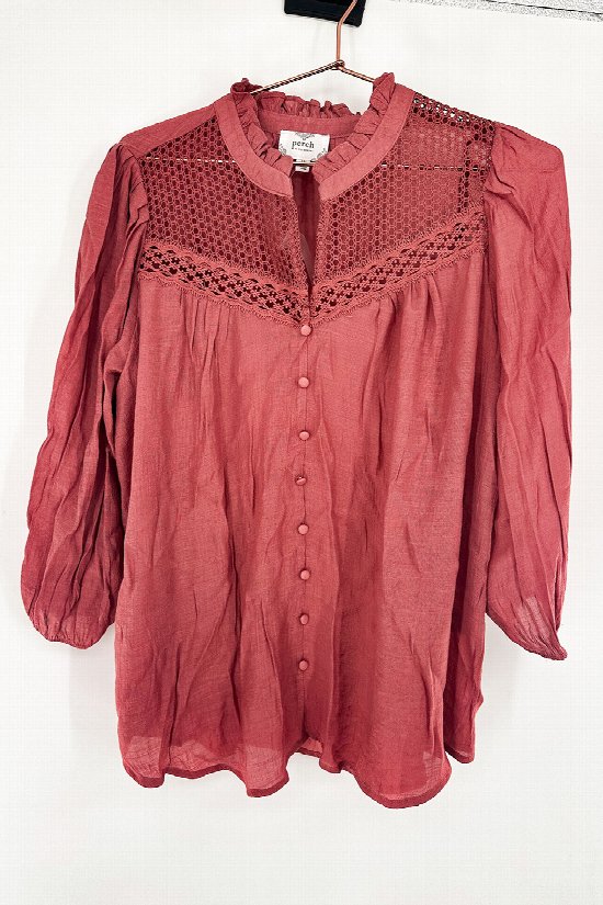 E&M Lace Ruffle Blouse