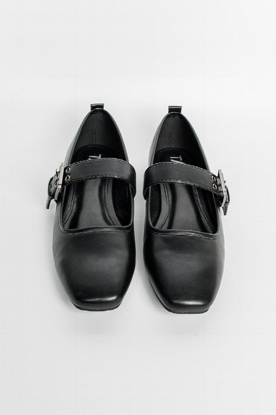 Evelyn Mary Jane Flats