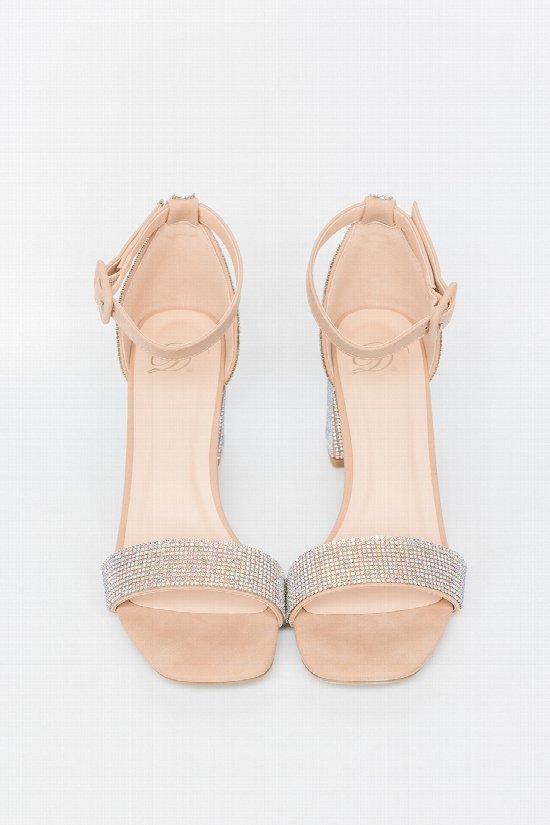 Feeling Glam Heels 2