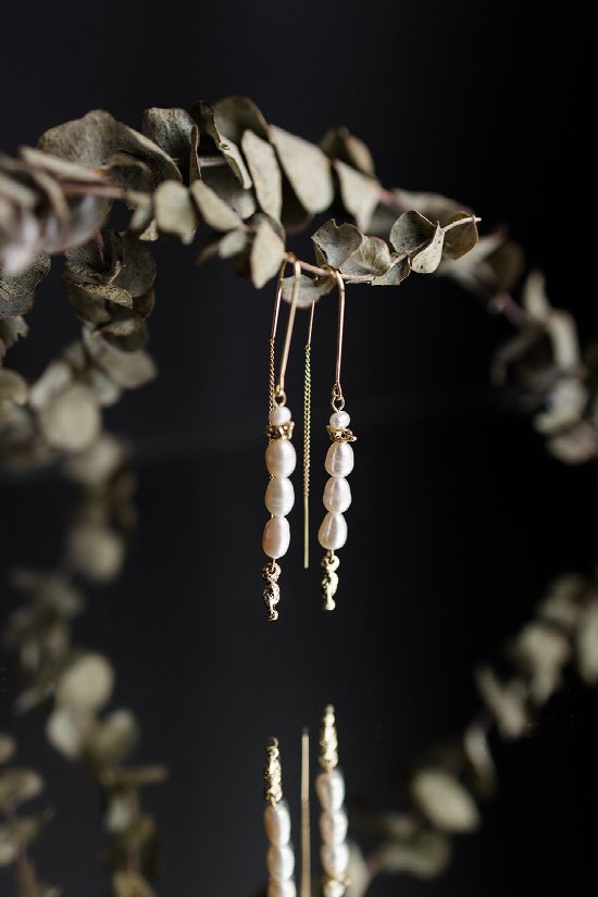 Illuminate Pearl Earrings