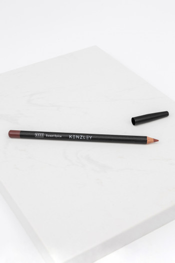 KENZLEY Lip Pencil