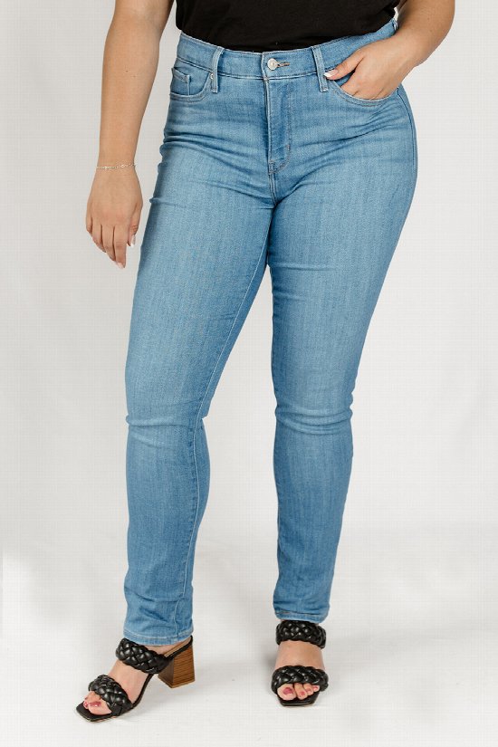 LEVI'S 312 Shaping Slim Jeans