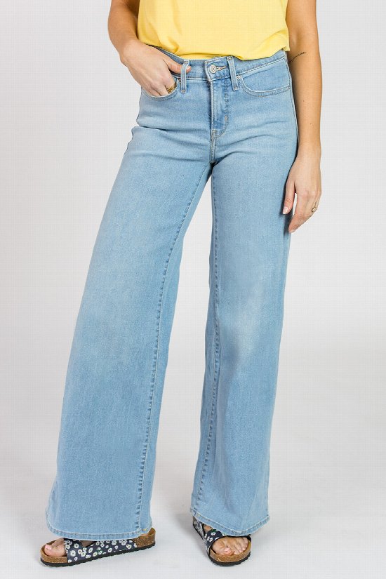 LEVI'S 318 Shaping Wide Leg Jeans