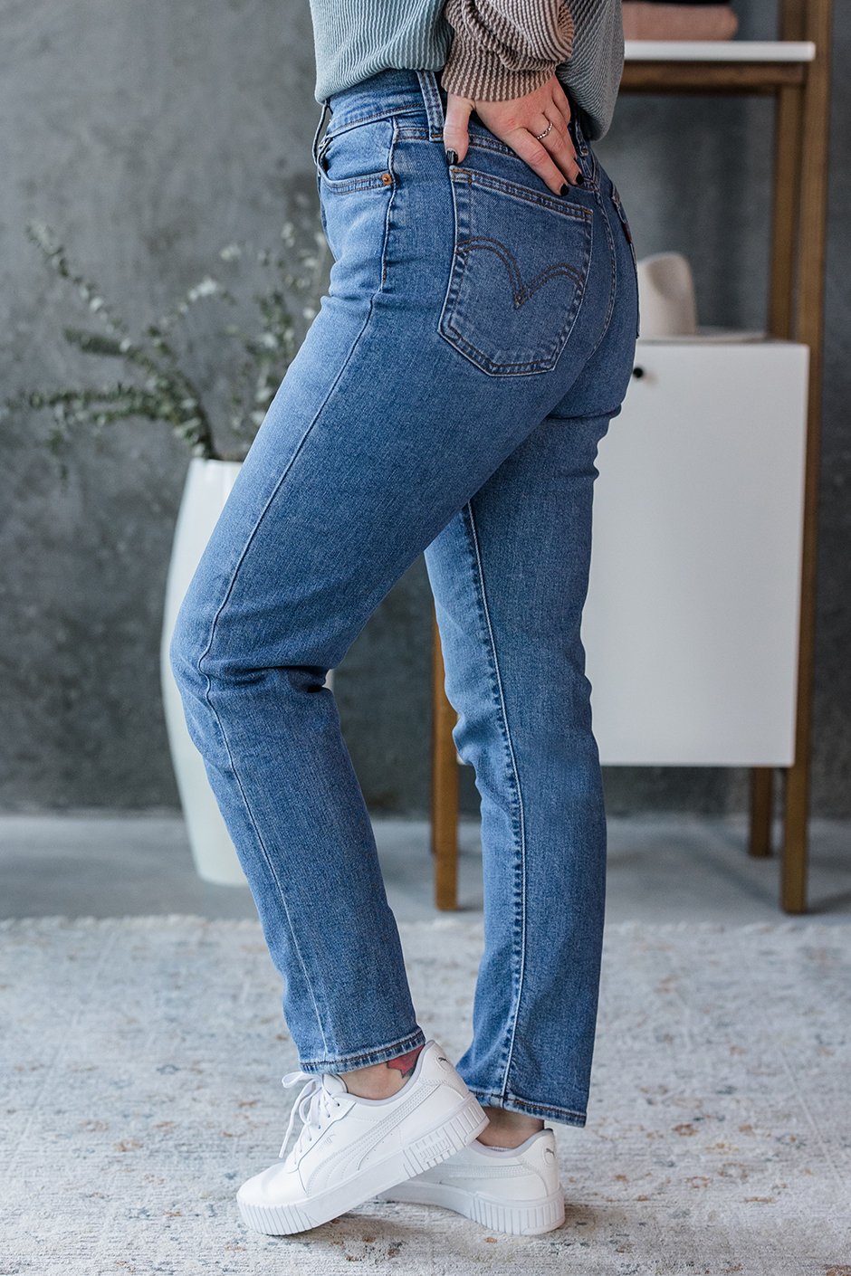 Levi's wedgie skinny ankle jeans on sale