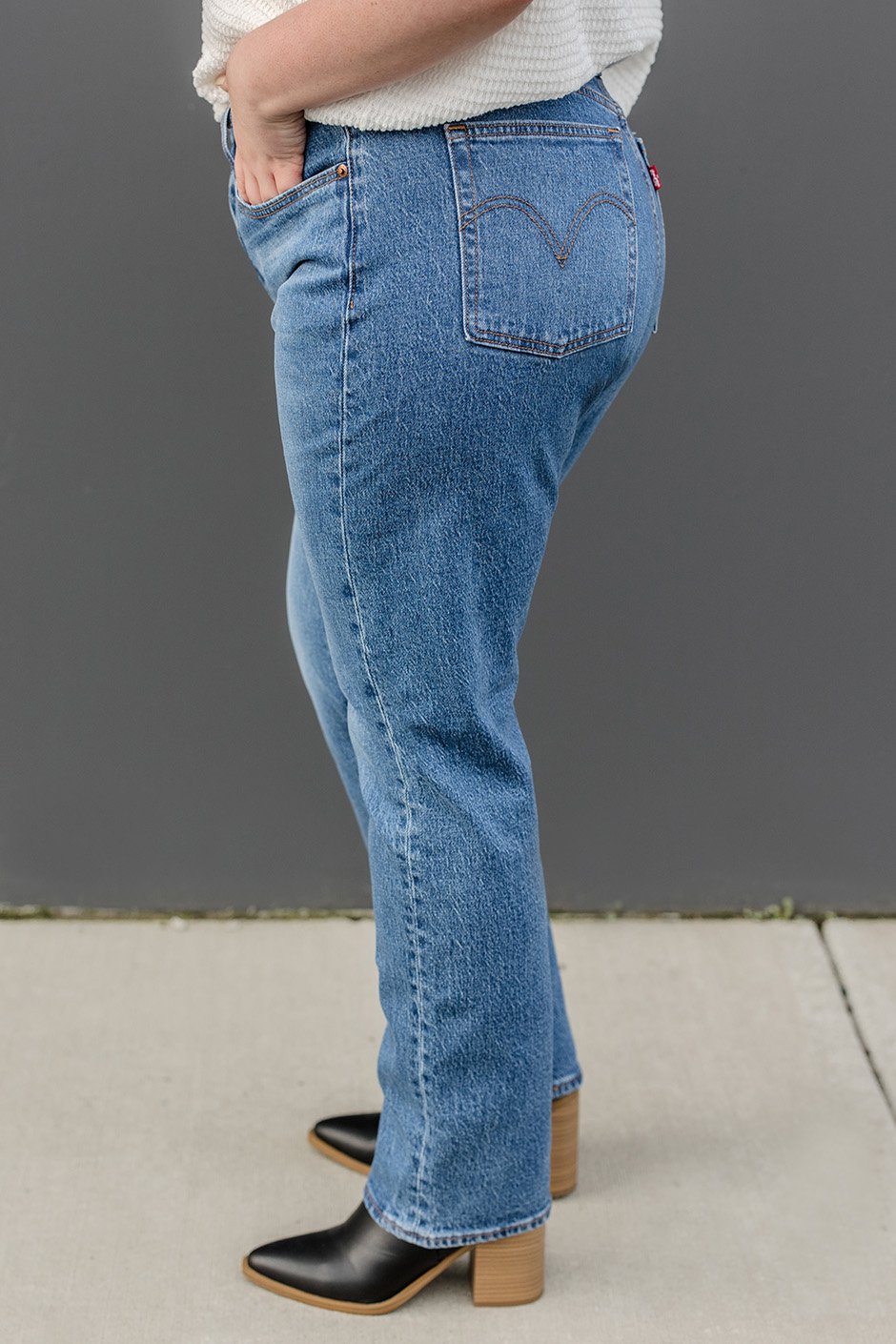 LEVI S Wedgie Straight Fit Jeans Silver Icing