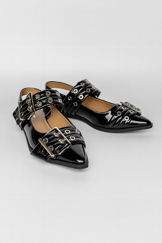 Nightfall Pointed Flats