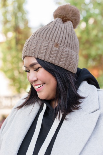 Put It Together Pom Pom Toque