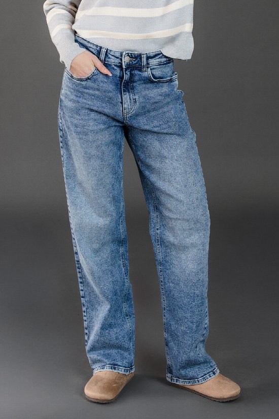 Sadie Boyfriend Fit Jeans