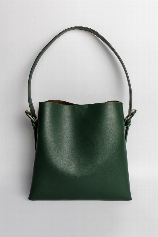 Sleek & Sturdy Tote