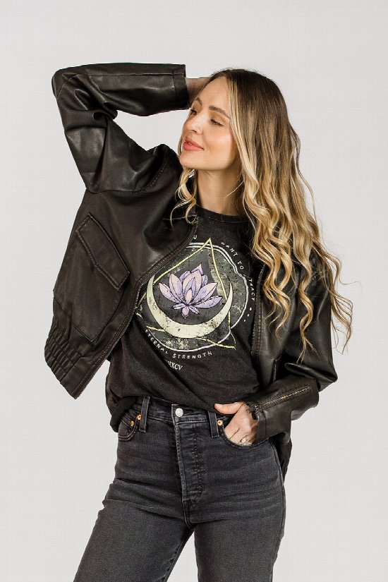 Walker Tee